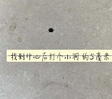金堂瓷砖空鼓维修公司专业解答在瓷砖铺贴过程中，如果砂料搅拌不均匀，将会带来以下问题